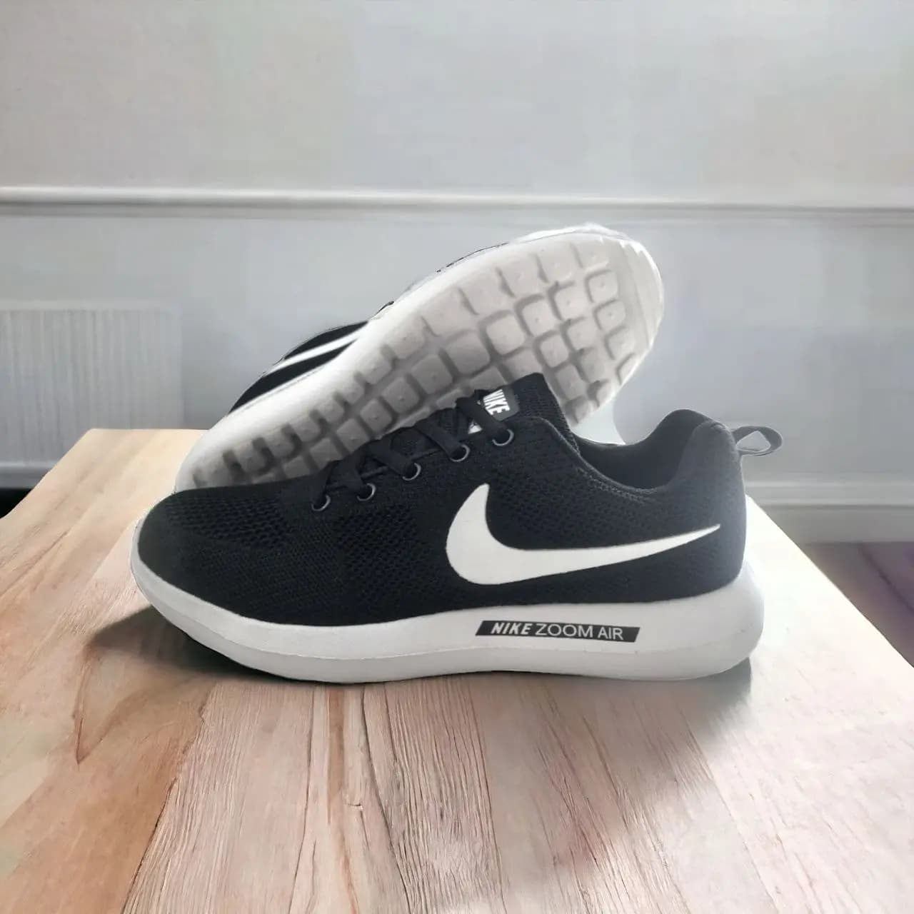 Nike Zoom || Color - Black & White || Imported