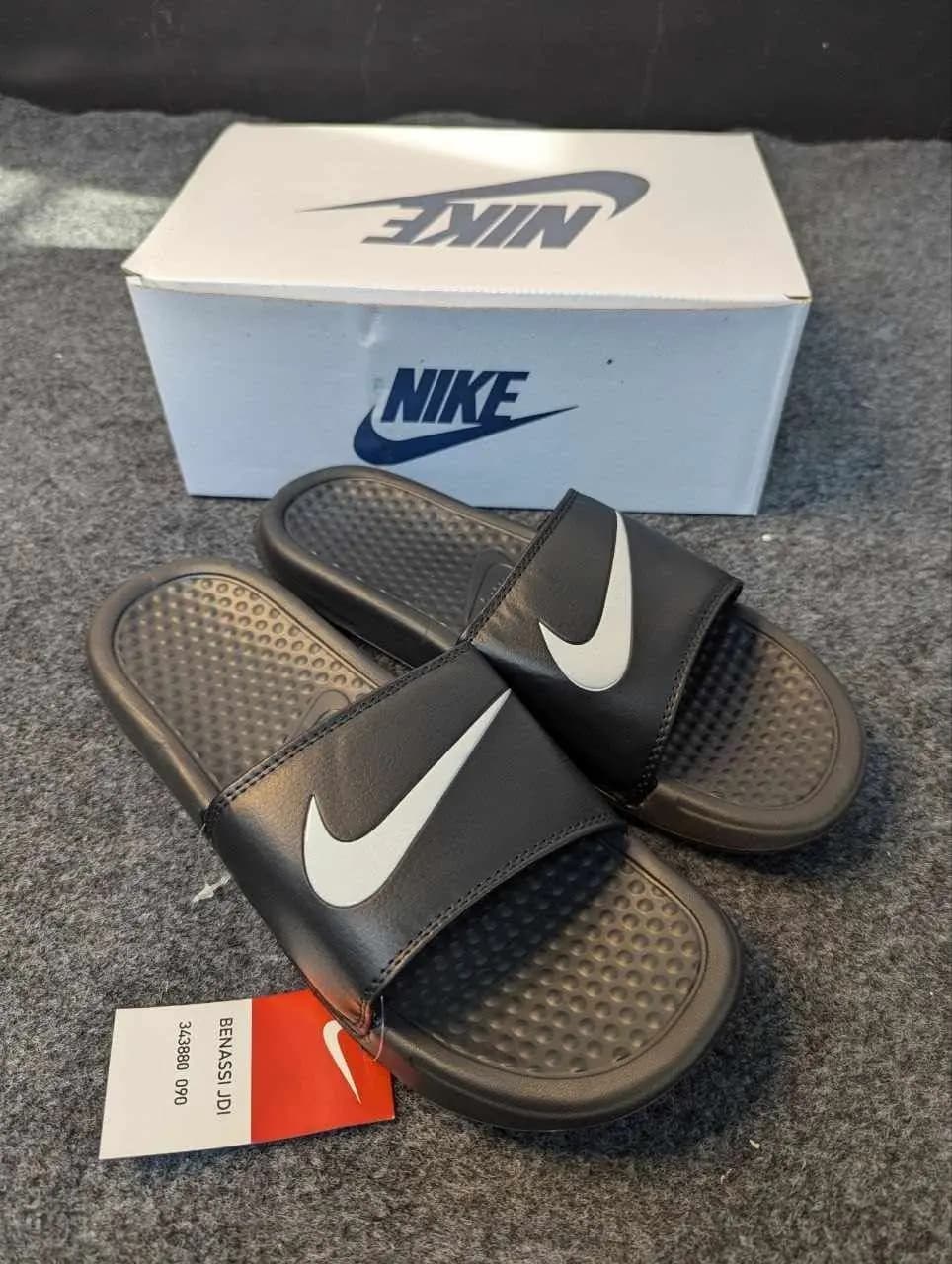 Model 1 || Nike Slides || Color - Black & White with white logo || Imported