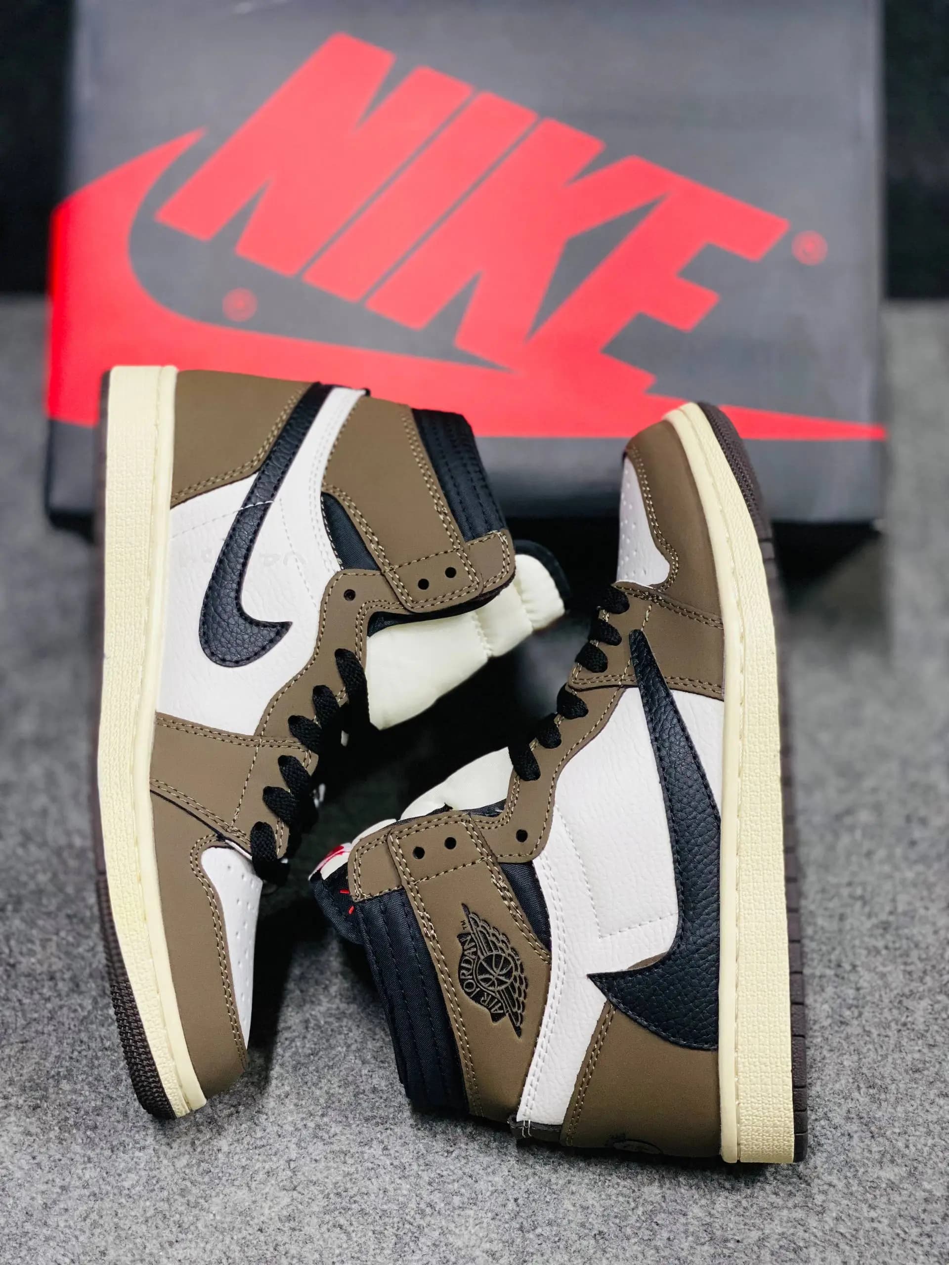 Air Jordan 1 travis scott || Color : Ash & Black ||Grade - 1:1